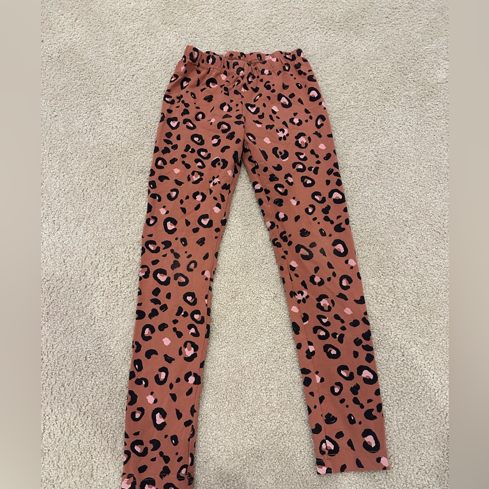 hanna andersson cheetah leggings, size 8